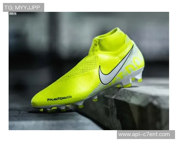 探索耐克足球运动鞋的创新科技与卓越性能助力球场表现提升 探索耐克足球运动鞋的创新科技与卓越性能助力球场表现提升